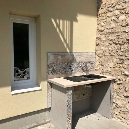 Juno Apartman Vendeghaz Miskolc Exterior photo