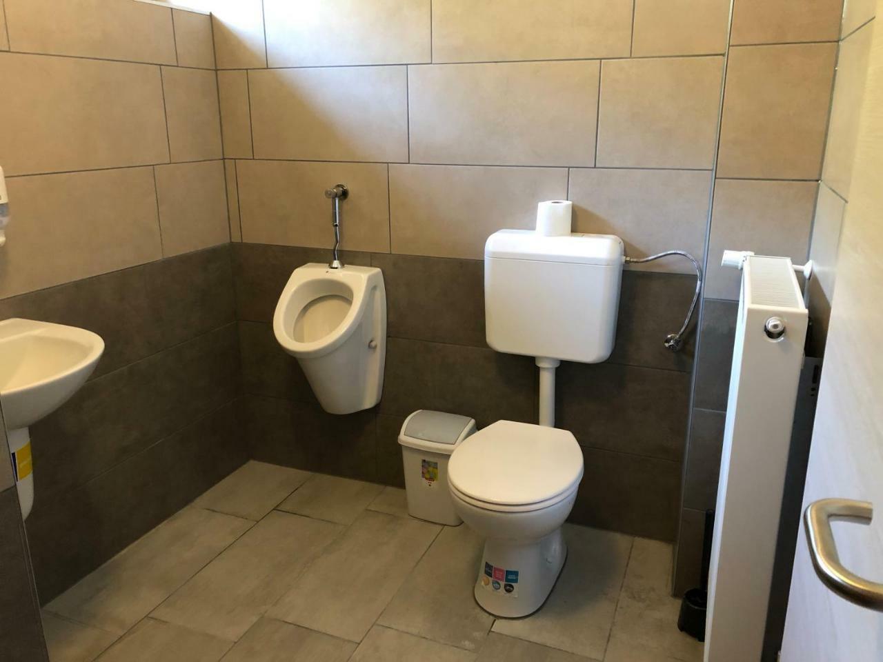 Juno Apartman Vendeghaz Miskolc Exterior photo
