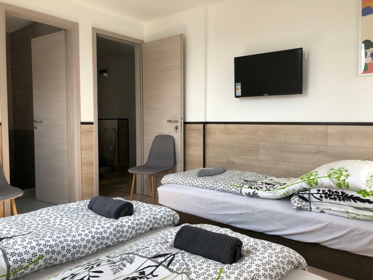 Juno Apartman Vendeghaz Miskolc Exterior photo