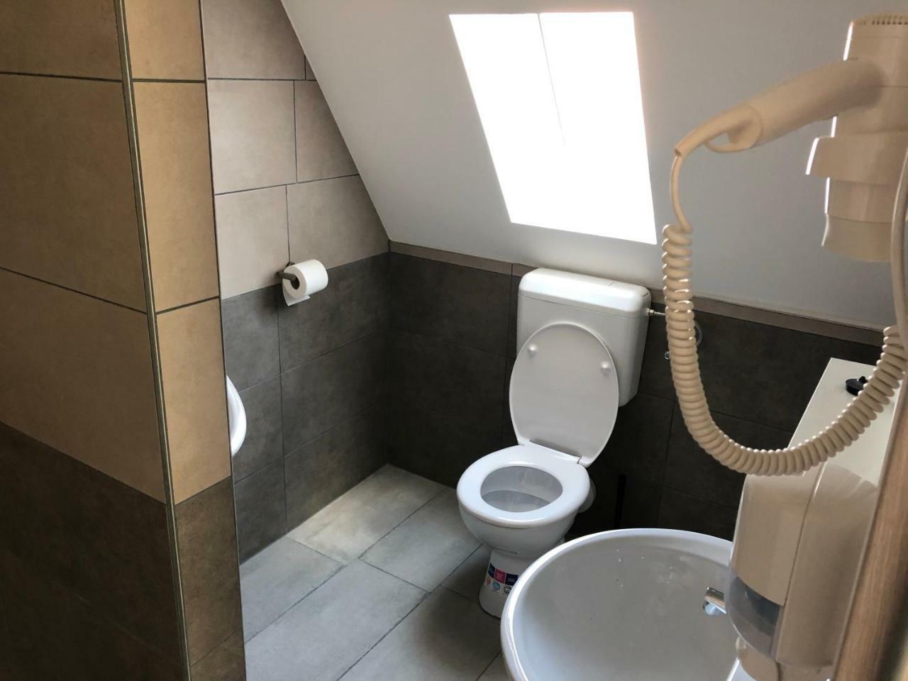 Juno Apartman Vendeghaz Miskolc Exterior photo